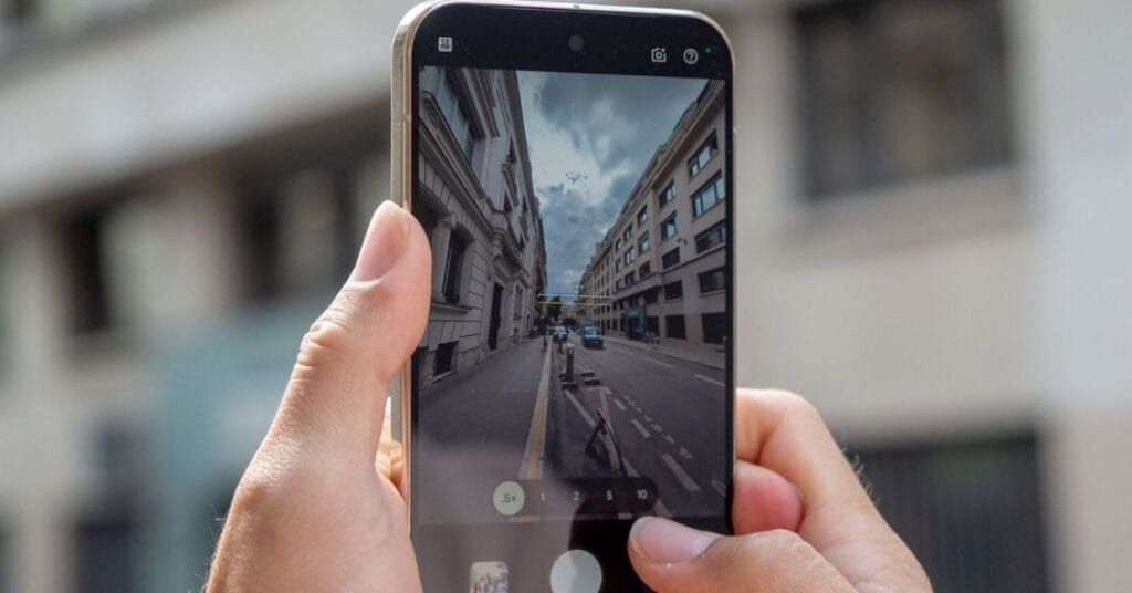 Google finally brings 100x zoom to the pixel series