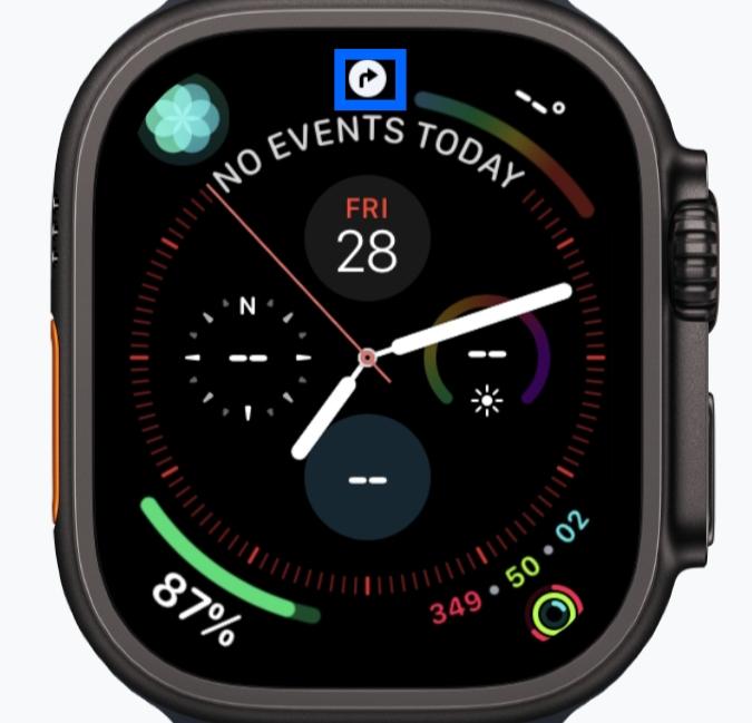 Arrow Pointing Right Icon in Apple Watch Arrow pointing right icon in apple watch