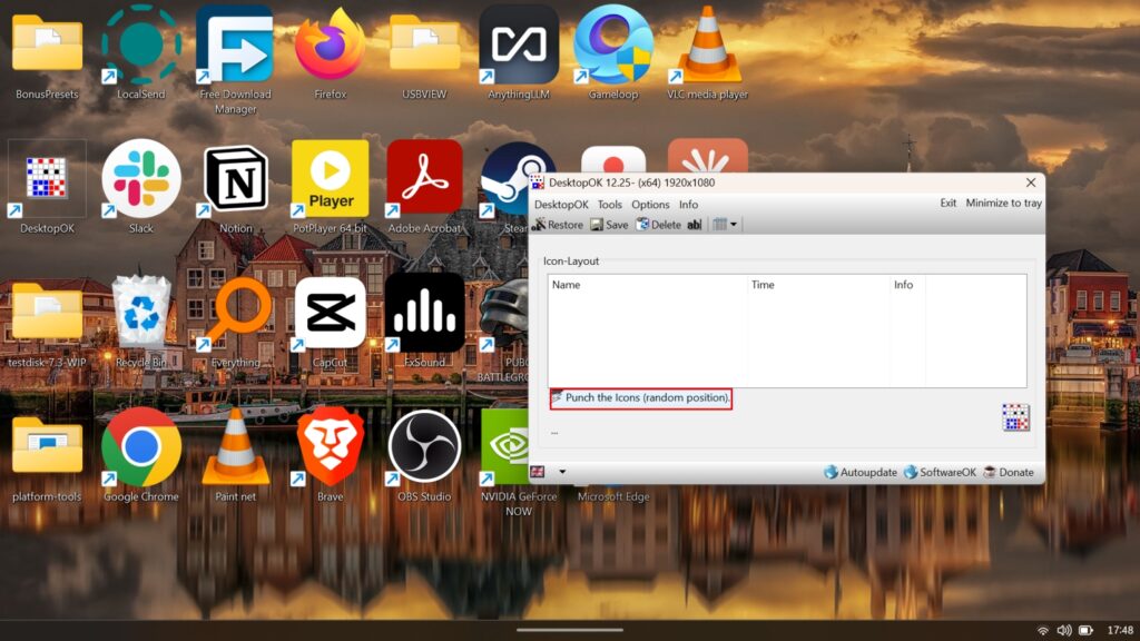 DesktopOK interface highlighting the Punch the Icons feature for randomizing icon positions