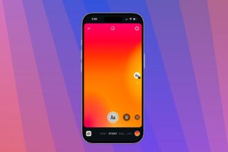 Change Background Color on Your Instagram Story